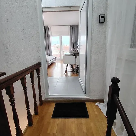 Old Varos Amazing View Apartment